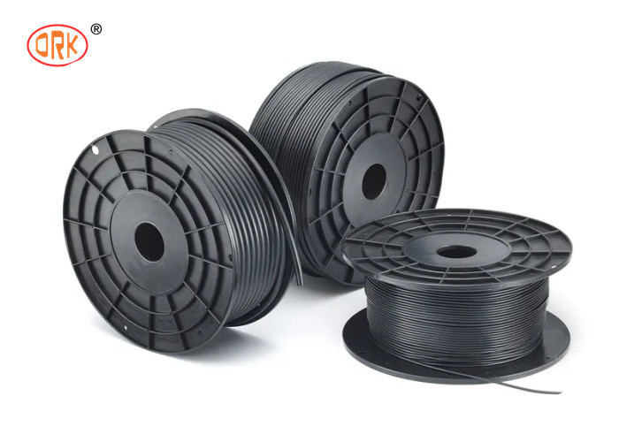 Résistance à l'eau solide noire de bande en caoutchouc de profil d'extrusion d'EPDM excellente O Ring Cord