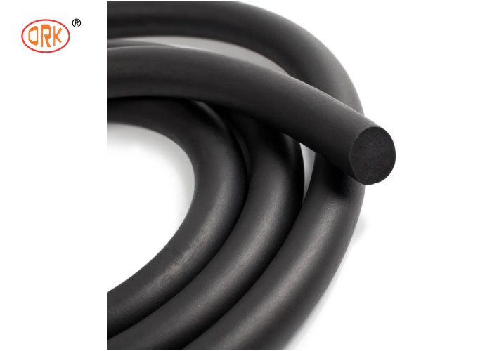 Fabricant Noir EPDM en mousse de silicone en caoutchouc bandes d'éponge O anneau de cordon en caoutchouc