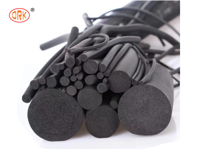 Fabricant Noir EPDM en mousse de silicone en caoutchouc bandes d'éponge O anneau de cordon en caoutchouc