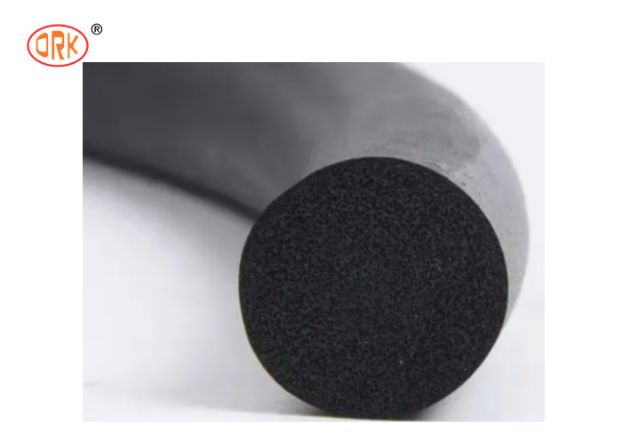 Fabricant Noir EPDM en mousse de silicone en caoutchouc bandes d'éponge O anneau de cordon en caoutchouc